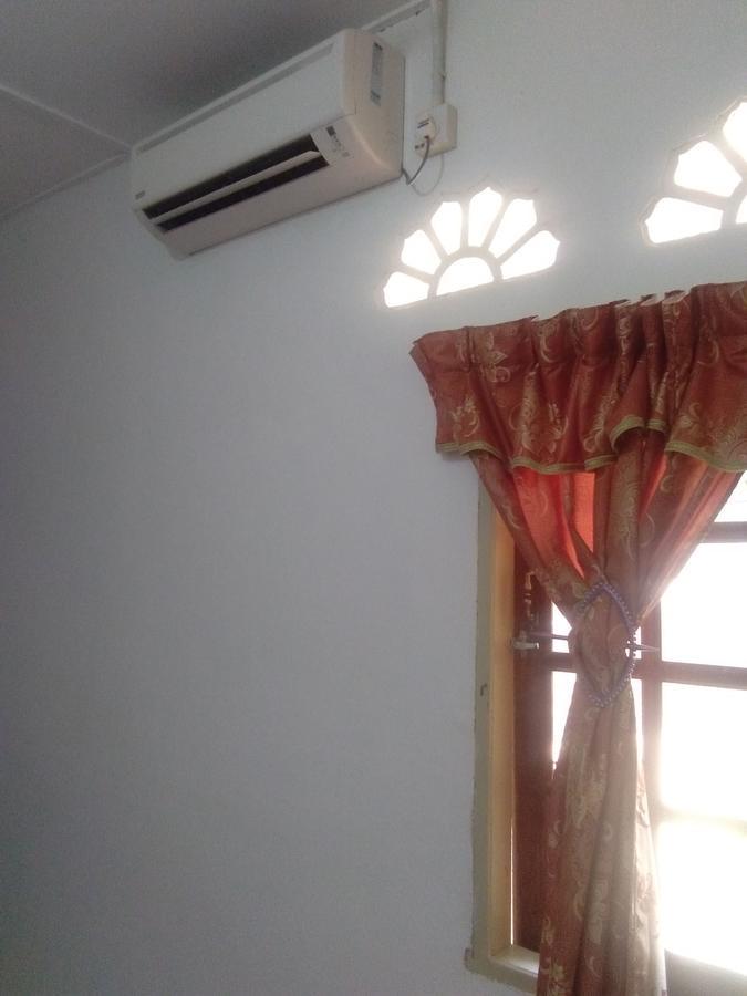 Delimah Guesthouse Kuala Tahan Exterior foto